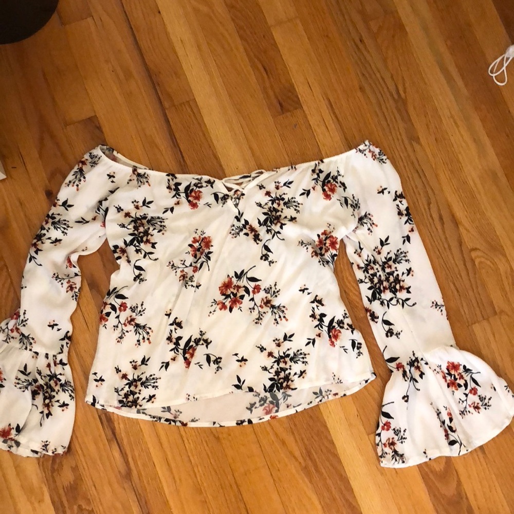 Pacsun off the shoulder blouse